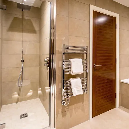 The @ Ryedale House * Йорк